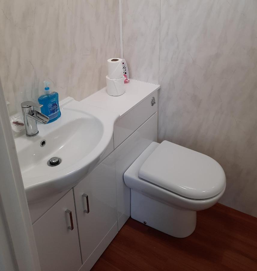 The Townhouse Accommodation ดัมฟรีส์ ภายนอก รูปภาพ
