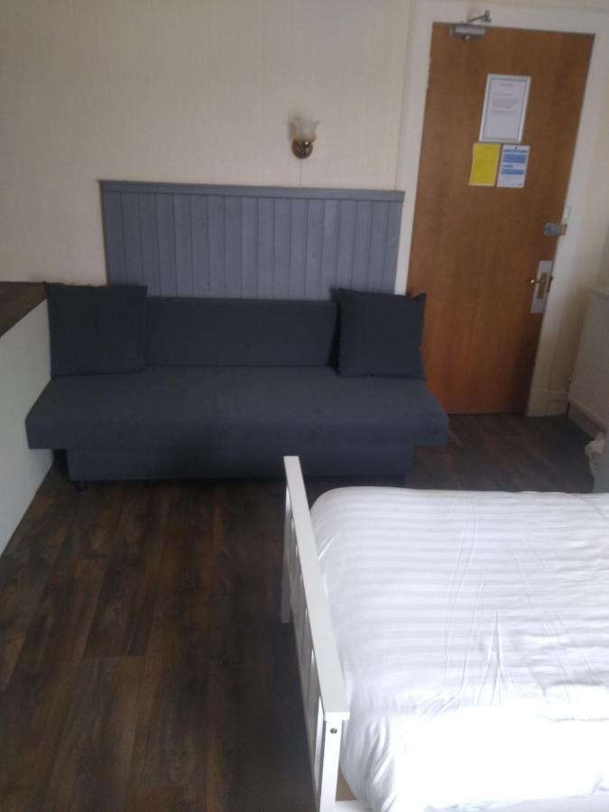 The Townhouse Accommodation ดัมฟรีส์ ภายนอก รูปภาพ