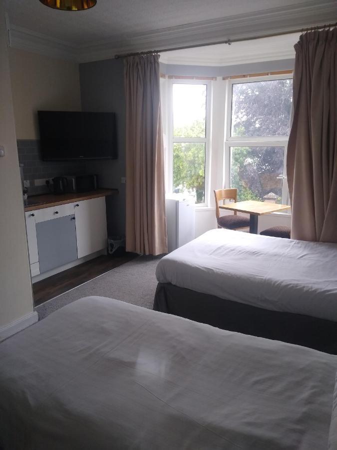 The Townhouse Accommodation ดัมฟรีส์ ภายนอก รูปภาพ