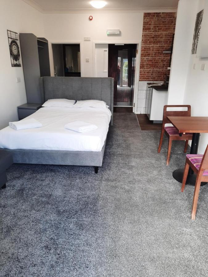 The Townhouse Accommodation ดัมฟรีส์ ภายนอก รูปภาพ